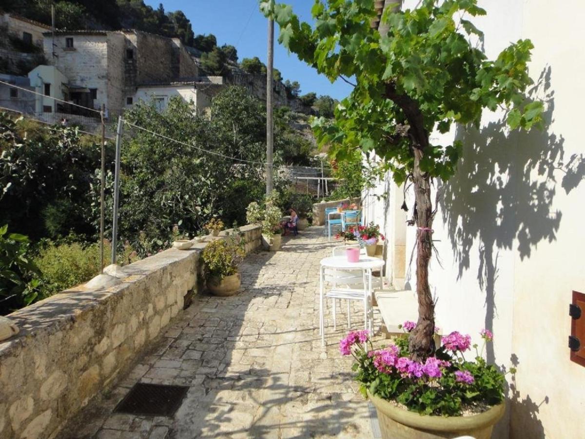 Lilibeth Houses - Charming & Lovely Views Scicli Esterno foto
